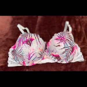 VS PINK push-up bra